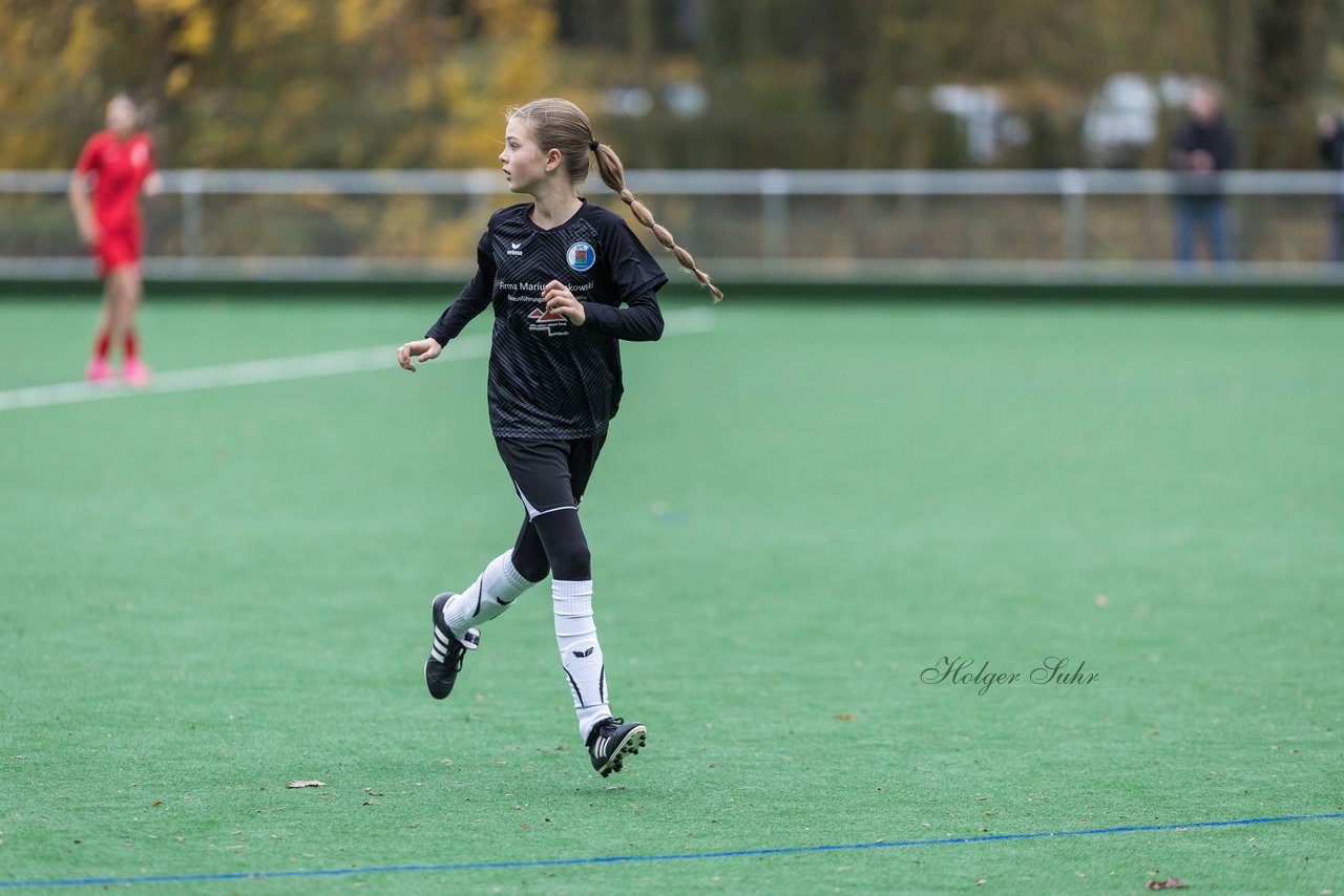 Bild 427 - wCJ VfL Pinneberg - Eimsbuettler TV : Ergebnis: 0:3